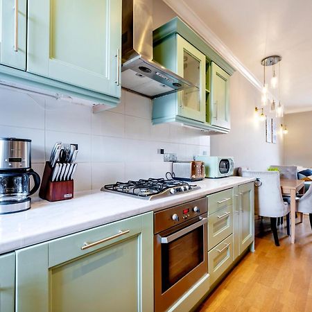 Large 1 Bedroom In Center Of London 3 Екстер'єр фото